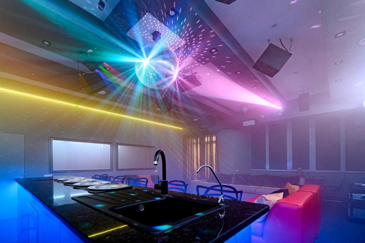 Party Luxury 3Br Sea View Apartment In Arcadia Одесса Экстерьер фото